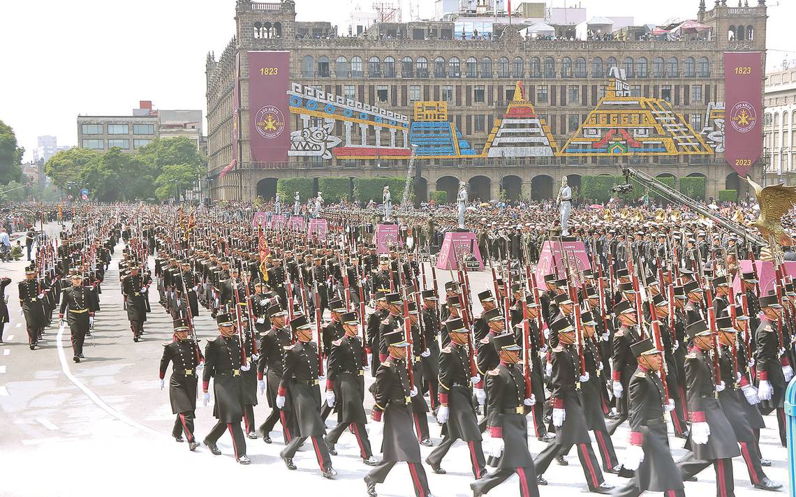 El desfile militar del 16 de septiembre que reunió a 6 ex presidentes